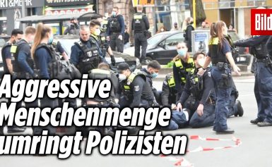 Blutige Messerstecherei direkt vor der Polizeiwache | Berlin-Neukölln