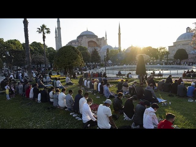 Premiere in Istanbul: Fest des Fastenbrechens in der Hagia Sophia