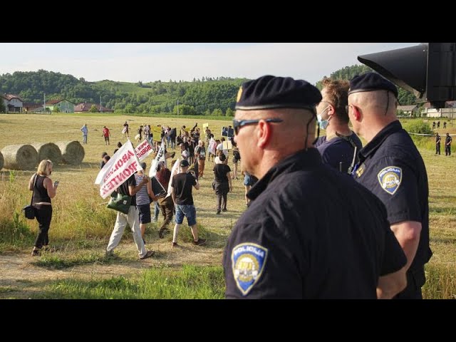 „Frontex abschaffen“ – Aktivisten blockieren Grenzposten in Kroatien
