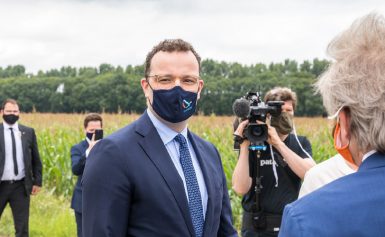 Jens Spahn setzt eine Milliarde Euro in den Sand