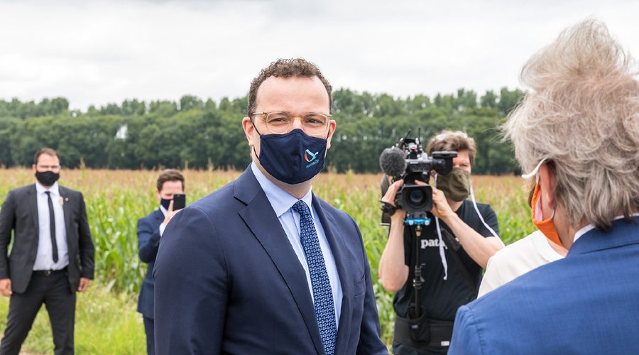 Jens Spahn setzt eine Milliarde Euro in den Sand