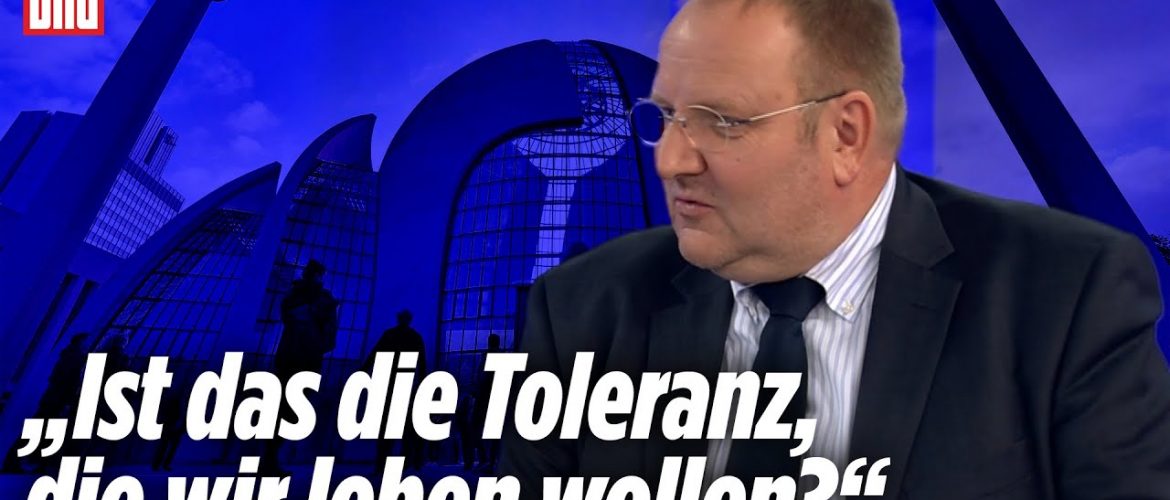 Muezzin-Ruf in Köln: Sind wir tolerant bis zur Selbstaufgabe? | Viertel nach Acht