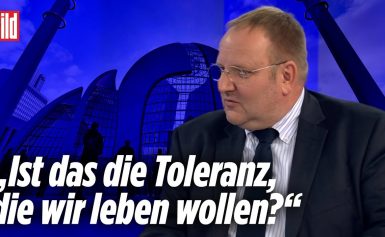 Muezzin-Ruf in Köln: Sind wir tolerant bis zur Selbstaufgabe? | Viertel nach Acht