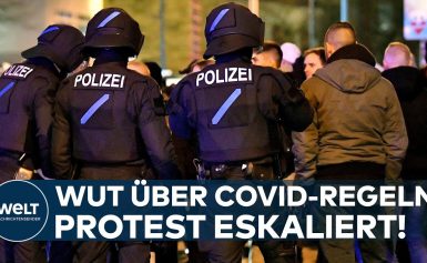CORONA: Wut über Covid19-Regeln! Zoff zwischen Polizei und Demonstranten eskaliert | WELT News
