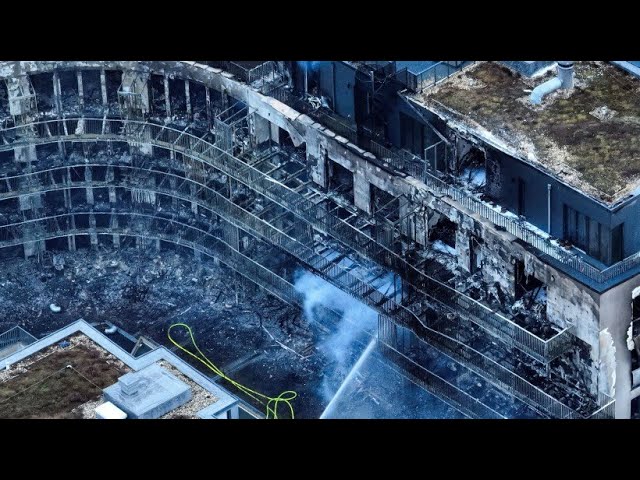 Großbrand in einem Wohnkomplex in Essen