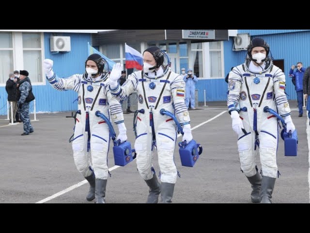 Internationale Raumstation: Russische Kosmonauten kommen auf ISS an