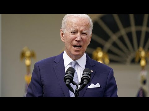 Biden sagt mitten im Satz „Prostituierte“