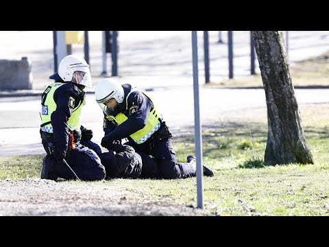 Unruhen in Schweden bei Protesten gegen Koranverbrenner Paludan: Entsetzen über Ausmaß der Gewalt