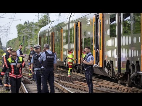 Aachen: „Prüffall Islamismus“ sticht auf Bahnreisende ein