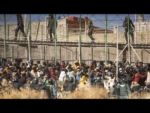 400 Afrikaner reißen Grenzzaun ein