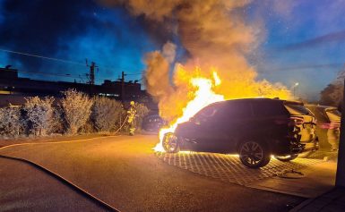 München: „Klimaaktivisten“ setzen Autos in Brand