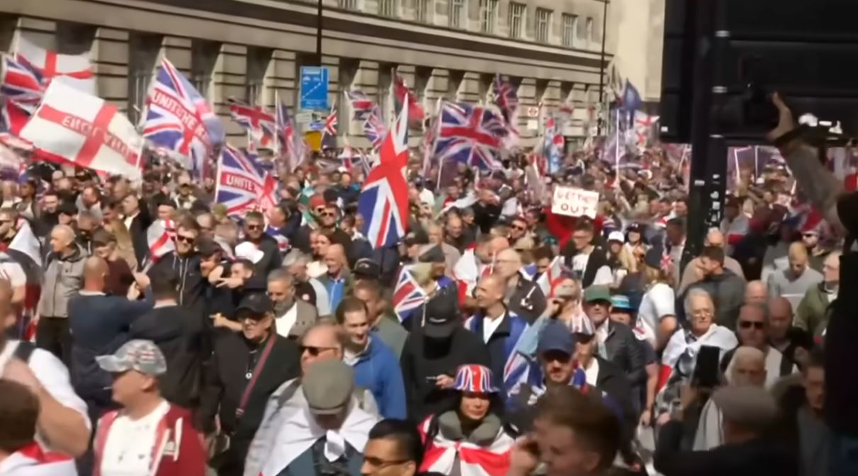 Großdemo gegen Migration in London