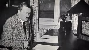 Warum Politik und Massenmedien Hitler lebendig halten